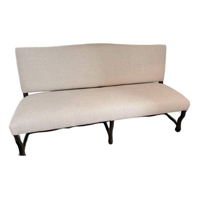 Os De Mouton Banquette in De Le Cuona Linen Fabric For Sale