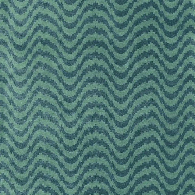 Sample - Schumacher Zorio Velvet Fabric in Venetian For Sale