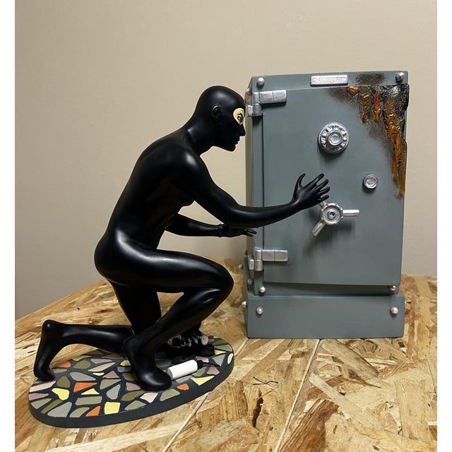 Diabolik with Safe Collectible Resin Figures by Astorina, Set of 2 For Sale - Image 11 of 11