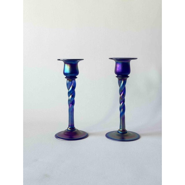 The professional approach is remarkable in form and color. This item is mouth-blown and hand-shaped and of high quality....