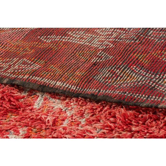 Vintage Moroccan Rug, Red & Beige With Geometric Patterns - Rug & Kilim For Sale In New York - Image 6 of 6