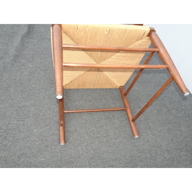 Vintage French Country Brown Rush Oversized Side Chair For Sale - Image 11 of 13