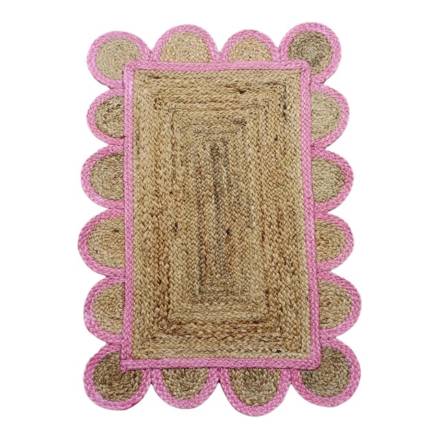 Handwoven Natural Jute Bath Rug With Pink Scalloped Border For Sale