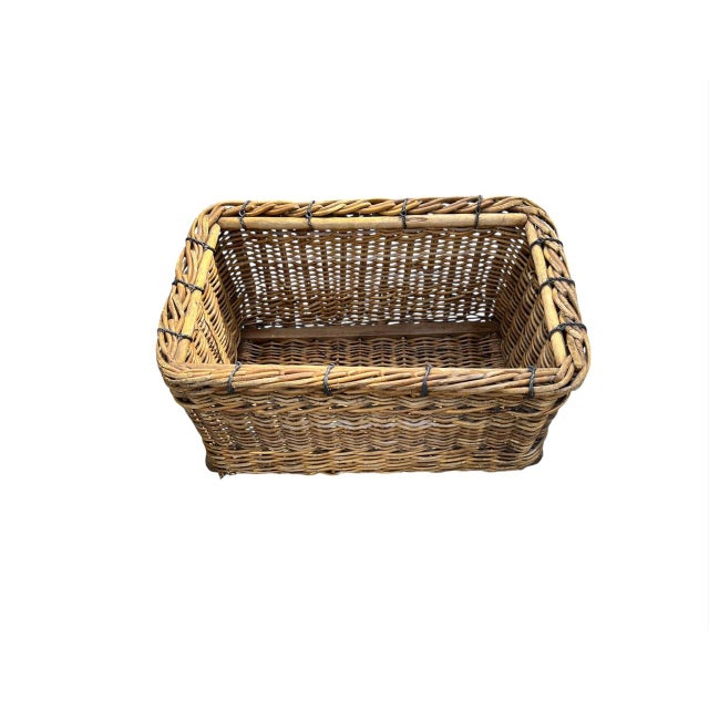 French Wicker Storage Basket, 1940s For Sale - Image 11 of 11