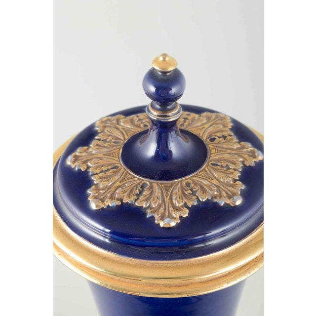 Lidded Vase in Deep Cobalt Blue Glaze with Gilded Ornamentation from Meissen For Sale - Image 4 of 7