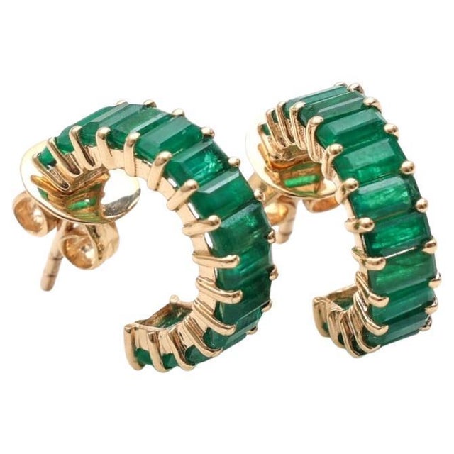 2.90 cts Natural emerald earrings in earring in 14k gold For Sale - Image 15 of 18