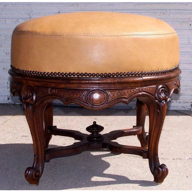 Late 19th Century Round Ottoman with Carved Legs and Leather Upholstered Seat For Sale - Image 5 of 7