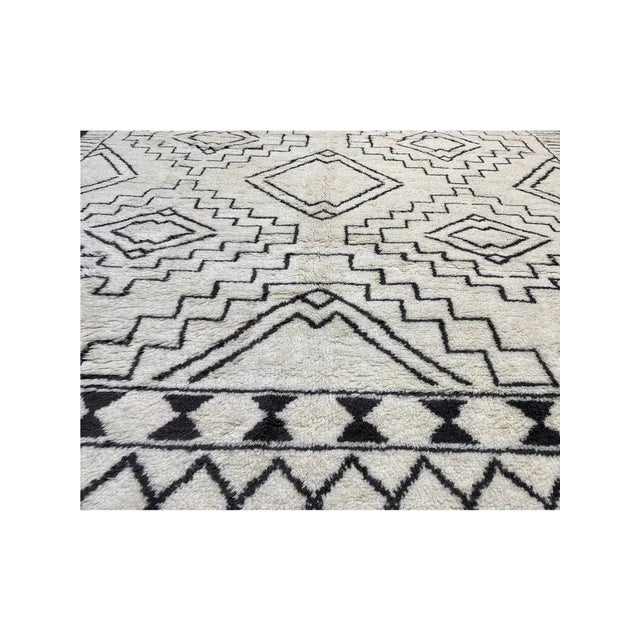 Handwoven Moroccan Area Rug 9x12 For Sale - Image 12 of 12