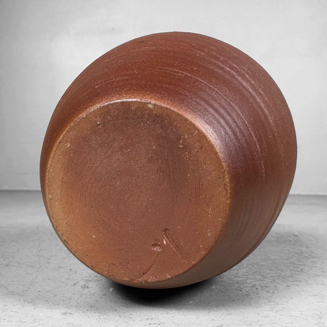 Japanese Bizen-Yaki Ikebana Vase in Traditional Stoneware, 1960s For Sale - Image 11 of 12