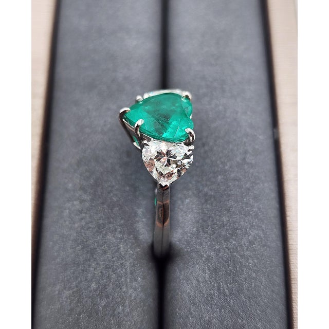 Early 21st Century 3.11 Ct Gia Certified Colombian Emerald & Diamond Ring Size 6.5 For Sale - Image 5 of 11