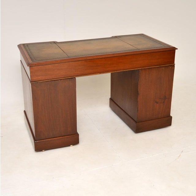 Victorian Leather Top Pedestal Desk, 1860s For Sale - Image 6 of 11