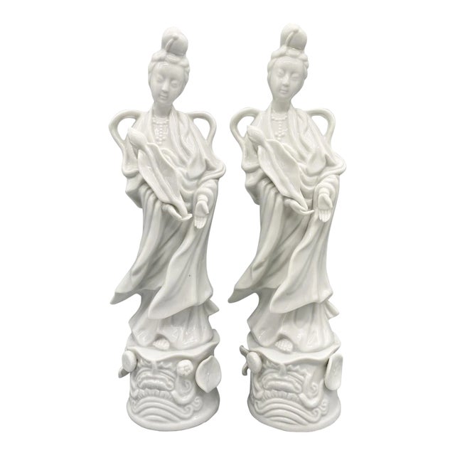 20th Century Blanc De Chine Porcelain Geisha Figurines - a Pair For Sale