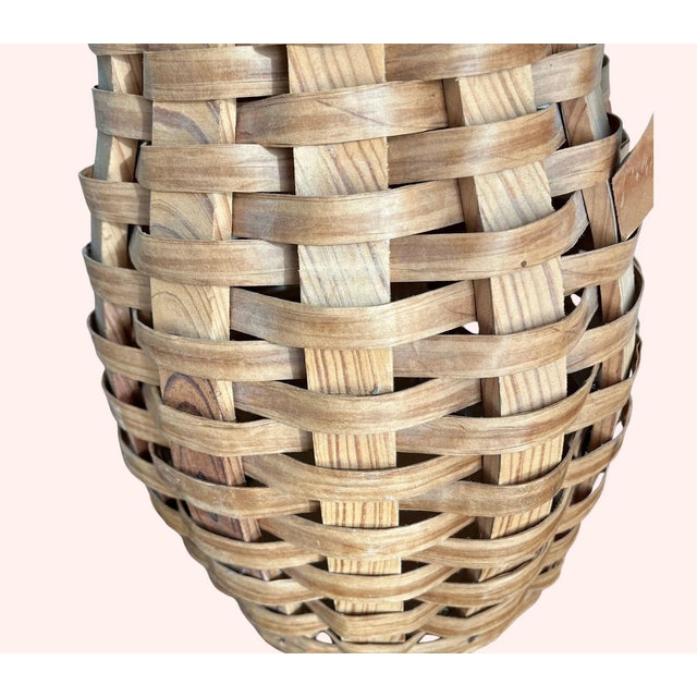 Large 1990s Vintage Wicker Rattan Scalloped Vase For Sale - Image 6 of 6