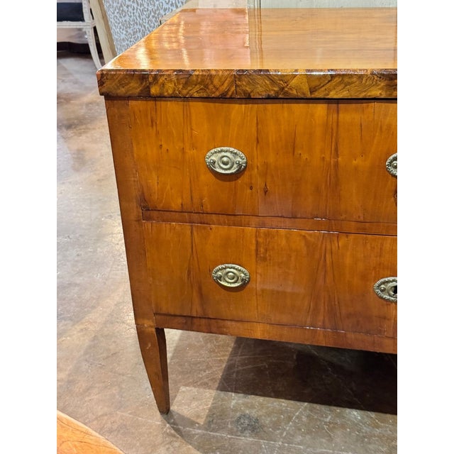 19th C. German Biedermeier Walnut Commode For Sale - Image 4 of 9