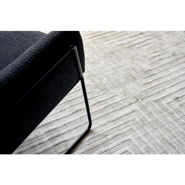 2020s Exquisite Rugs Geometric Box Handmade Bamboo Silk & Cotton Gray/Ivory Rug-8'X10' For Sale - Image 5 of 7