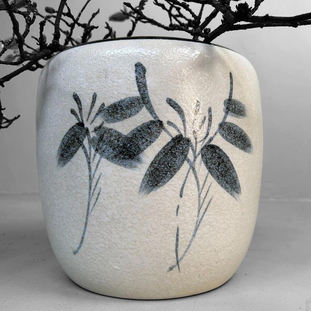 1960s Ceramic Japanese Hibachi, 1960s For Sale - Image 5 of 12