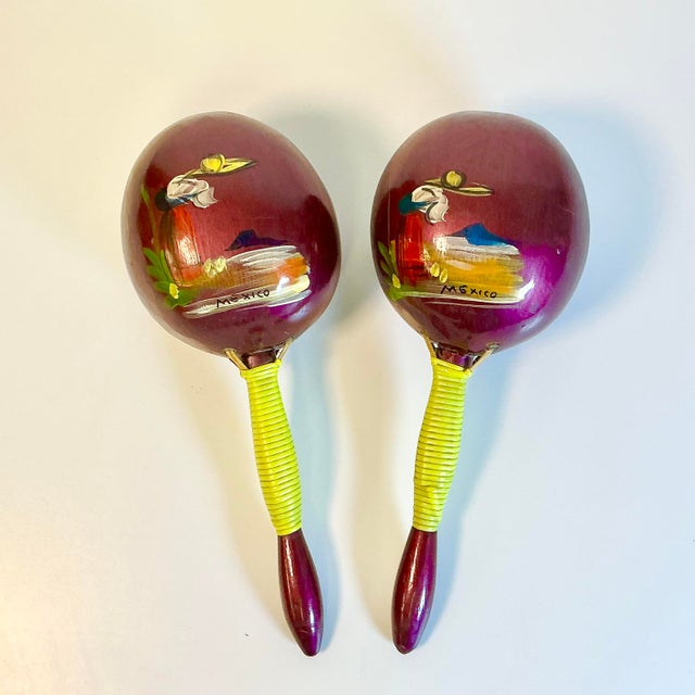 Mexican 1950s Vintage Boho Chic Mexican Hand-Painted Maracas - A Pair For Sale - Image 3 of 11
