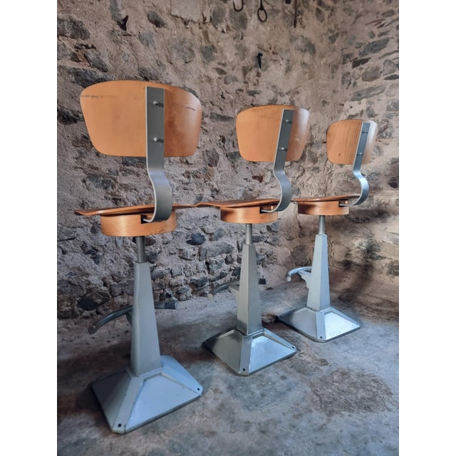 Mid-Century Modern Industrial Swivel Workshop Chairs in Wood and Metal, 1970s, Set of 3 For Sale - Image 11 of 18