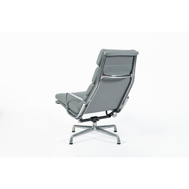 1990s Eames Soft Pad Recliner for Herman Miller, Gray Leather Aluminum Group Lounge Chair For Sale - Image 5 of 13