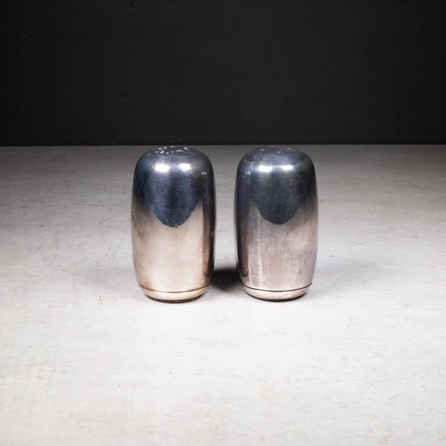 Dansk Designs Mid-Century Dansk Design Japan Silver Plated Salt & Peppers Shakers c.1960 For Sale - Image 4 of 7