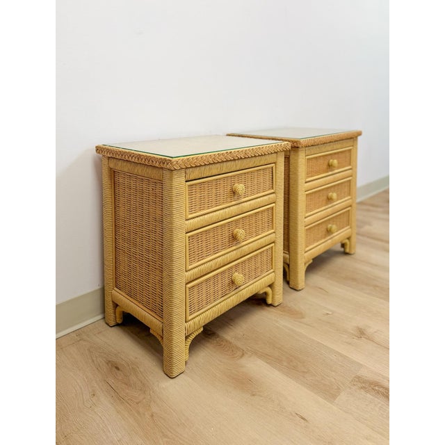 Henry Link Henry Link Wicker 3-Drawer Pair of Nightstands Vintage Coastal Hollywood Regency For Sale - Image 4 of 13