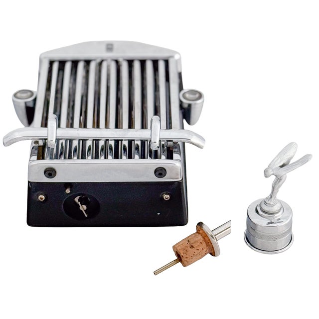 Mid 20th Century Rolls Royce Radiator - Vintage Novelty Drinks Flask Decanter Music Box For Sale - Image 11 of 15