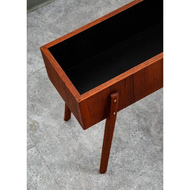 Mid Century Danish Modern Planter Teak Denmark Rectangular Outdoor / Indoor MCM For Sale - Image 11 of 11