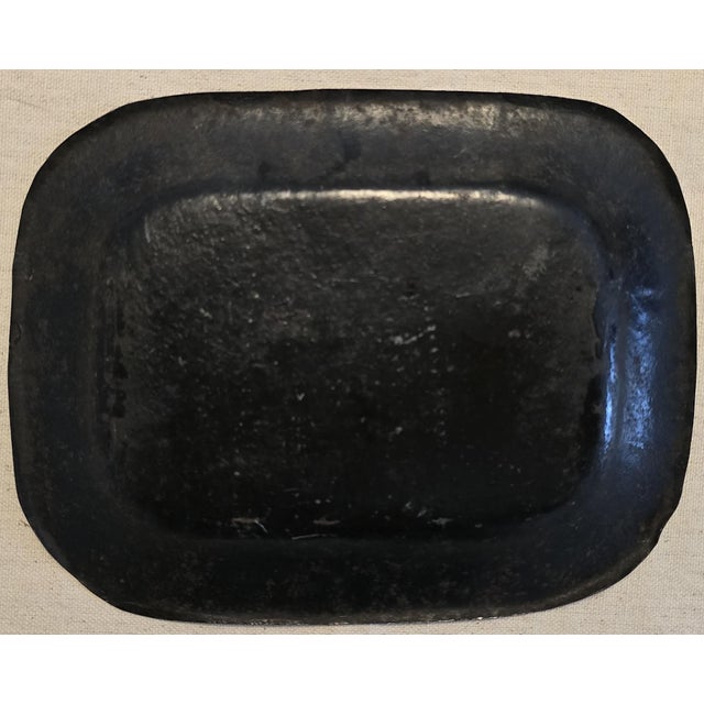 This is an early 19th-century painted toleware tray, likely of English or Continental European origin, featuring a...