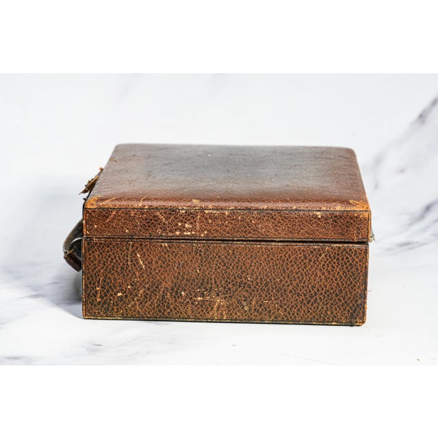 Vintage Travel Dresser Vanity Leather Jewelry Box Home Decor For Sale - Image 16 of 17