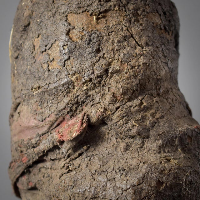 Early 20th Century Fon Vodun Bocio Male Hunter With Three Faces Carving Benin For Sale - Image 12 of 15