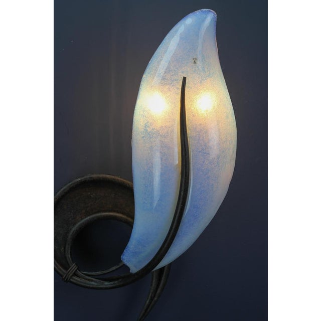 Italian Vetro Murano Venezia Opalescent Glass and Wrought Iron Wall Light, 1990s For Sale - Image 4 of 18