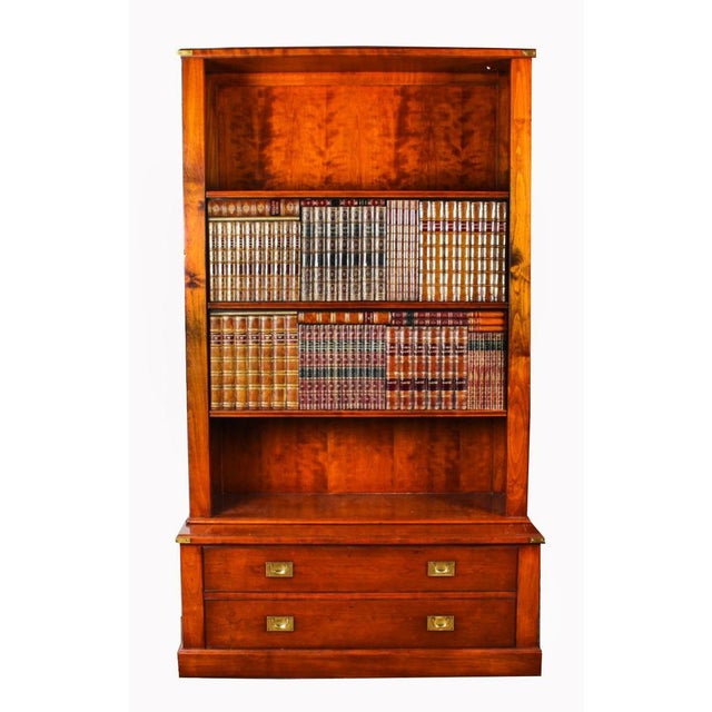 English Mahogany Concealed Flatscreen TV Cabinet, Late 20th Century For Sale - Image 10 of 11