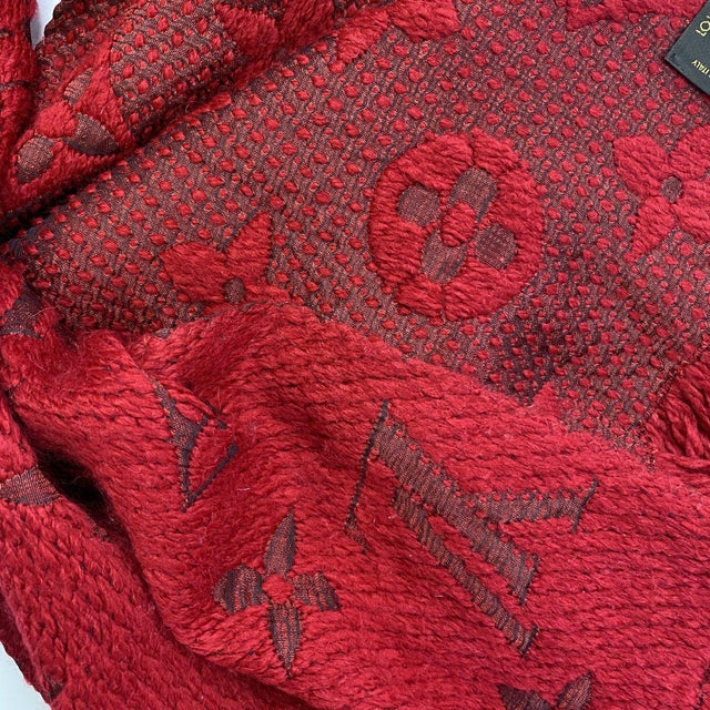 French Louis Vuitton Red Thick Wool & Silk Scarf For Sale - Image 3 of 8