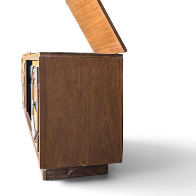Brown 1970s Morse Mediterranean-Style Stereo Console Cabinet For Sale - Image 8 of 18