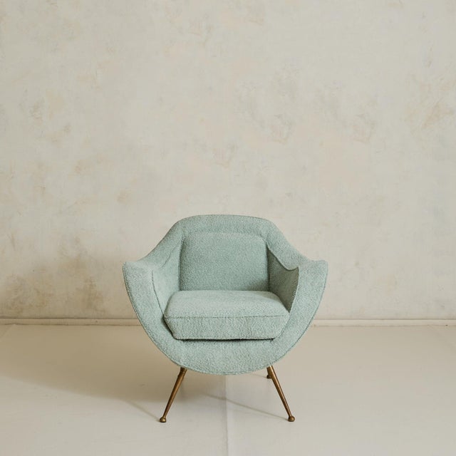 Italian Armchair with Boucle Upholstery in the Manner of Gio Ponti, 1950s For Sale - Image 4 of 11
