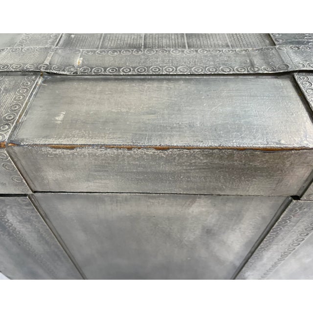 1970's Silver Cube Trunk Side Table Made by Alfonso Retana For Sale - Image 12 of 13