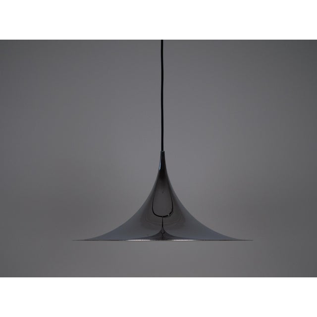 The Semi lamp was designed in 1968 as the result of a creative partnership between Claire Bonderup and Torsten Thorup....