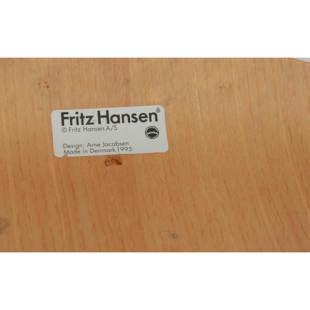Model 3107 Chair in Ash by Arne Jacobsen for Fritz Hansen, 1995 For Sale - Image 6 of 11