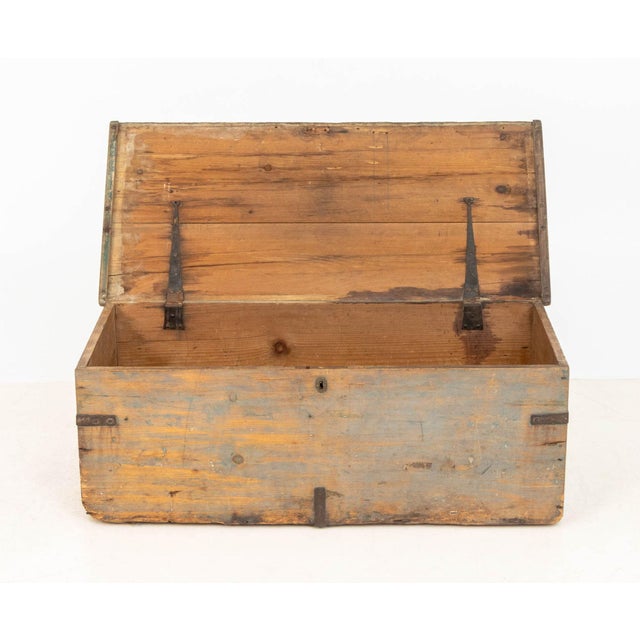 American Blue Painted Blanket Chest For Sale - Image 4 of 8