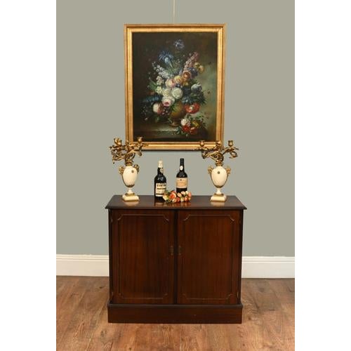 Brown Victorian Wine Chest in Mahogany, 1840 For Sale - Image 8 of 8