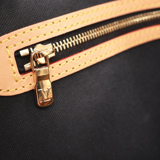 Louis Vuitton Reverse Giant Monogram Speedy Bandoulière 30, 2019. For Sale - Image 13 of 14