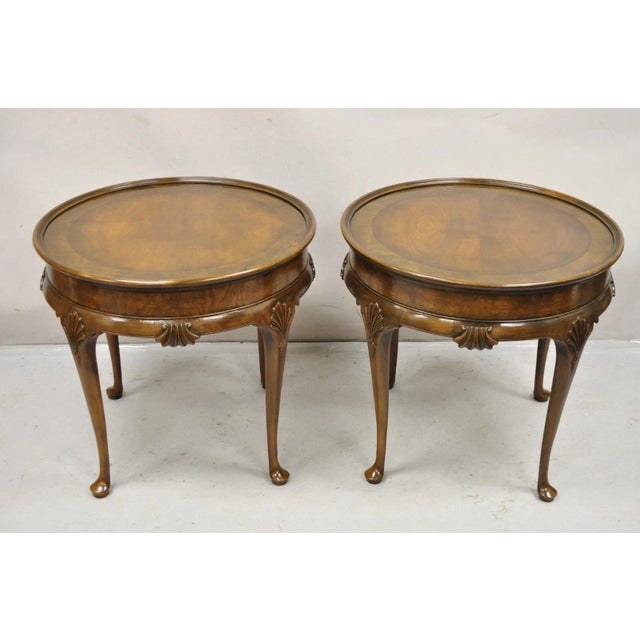 Vintage Baker English Queen Anne Style Burl Walnut Round Lamp End Tables - Pair For Sale - Image 10 of 12