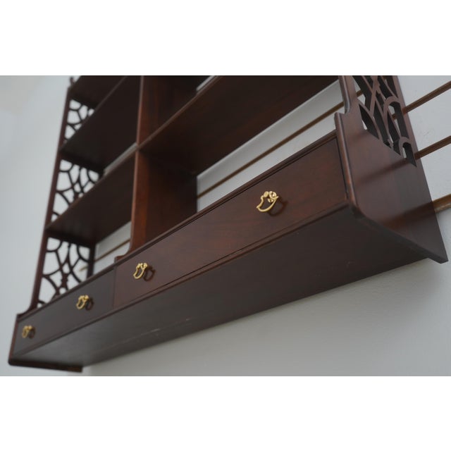 Brown Stickley Colonial Williamsburg Mahogany Double What Not Shelf For Sale - Image 8 of 14