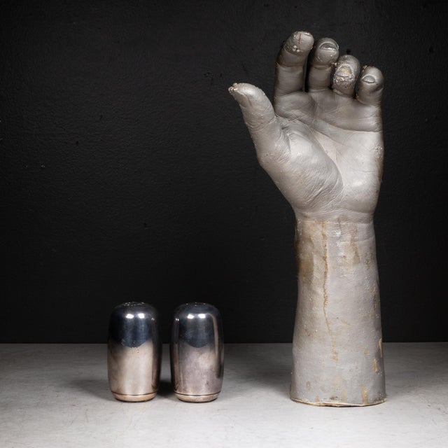 Mid-Century Dansk Design Japan Silver Plated Salt & Peppers Shakers c.1960 For Sale In San Francisco - Image 6 of 7