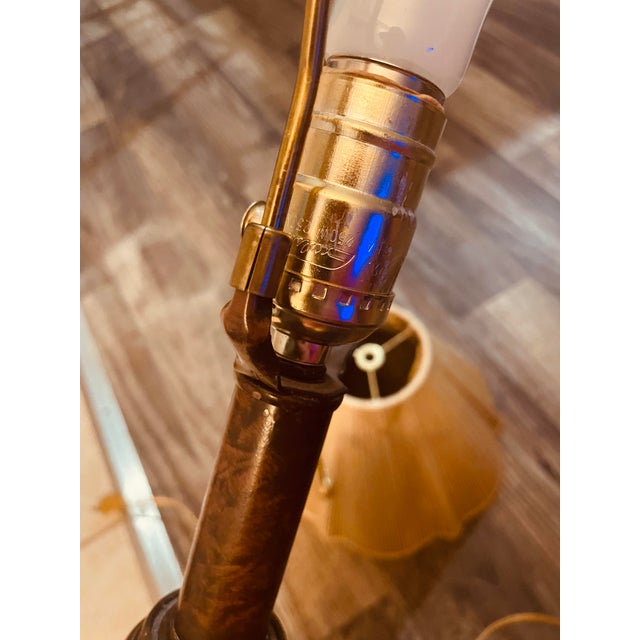 1950s Vintage 38” MCM Marbled Ornate Lamp With Pleated String Shade For Sale - Image 5 of 7