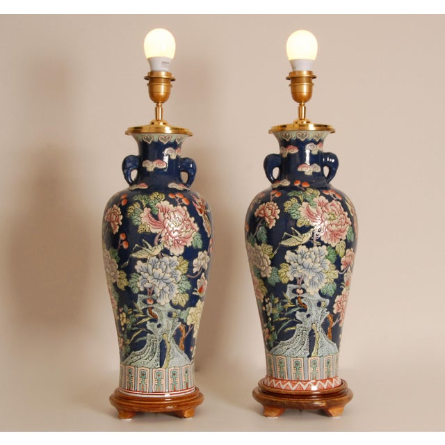 Mid 20th Century Vintage Famille Rose Vase Lamps Chinese Porcelain Blue Fond Table Lamps - a Pair For Sale - Image 5 of 14