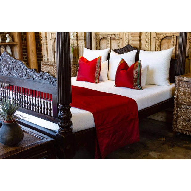 Crimson Silk Blend Duvet Cover For Sale In Los Angeles - Image 6 of 6