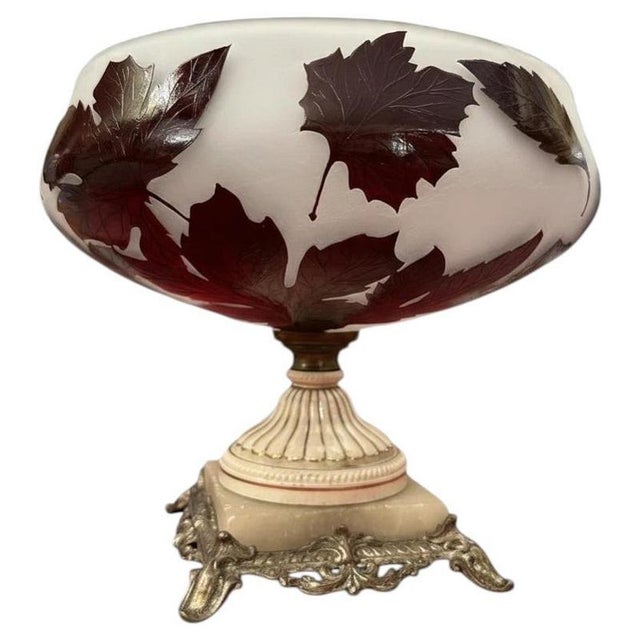 Metal French Art Nouveau Cameo Glass Centrepiece with Oak Leaves, 1900s For Sale - Image 7 of 7