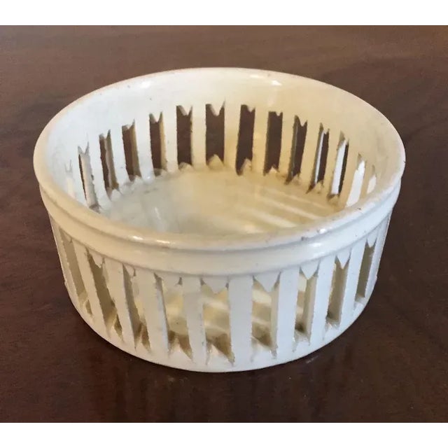 18th Century Antique 18th Century Creamware Reticulated Wine Decanter Bottle Coaster Trivet For Sale - Image 5 of 11