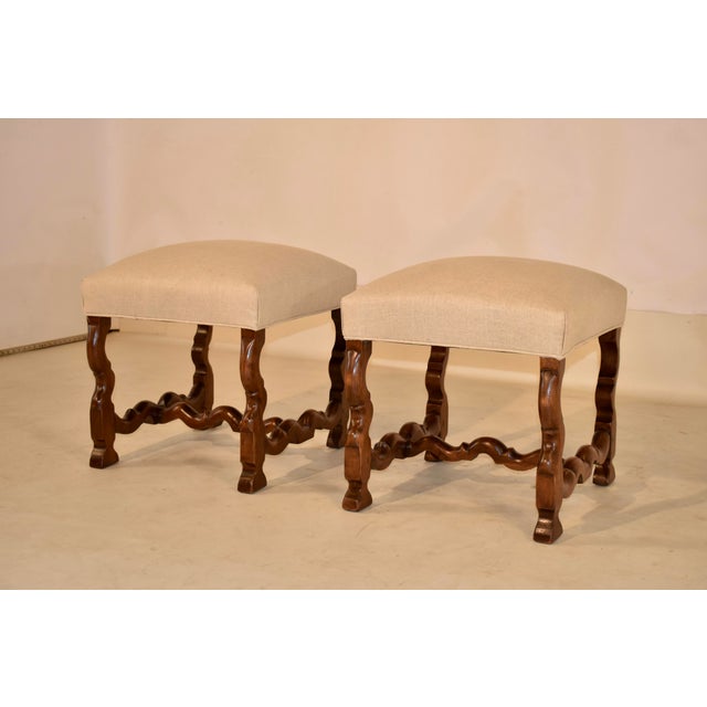 19th Century Pair of French Walnut Upholstered Stools With Mouton Legs For Sale - Image 4 of 9